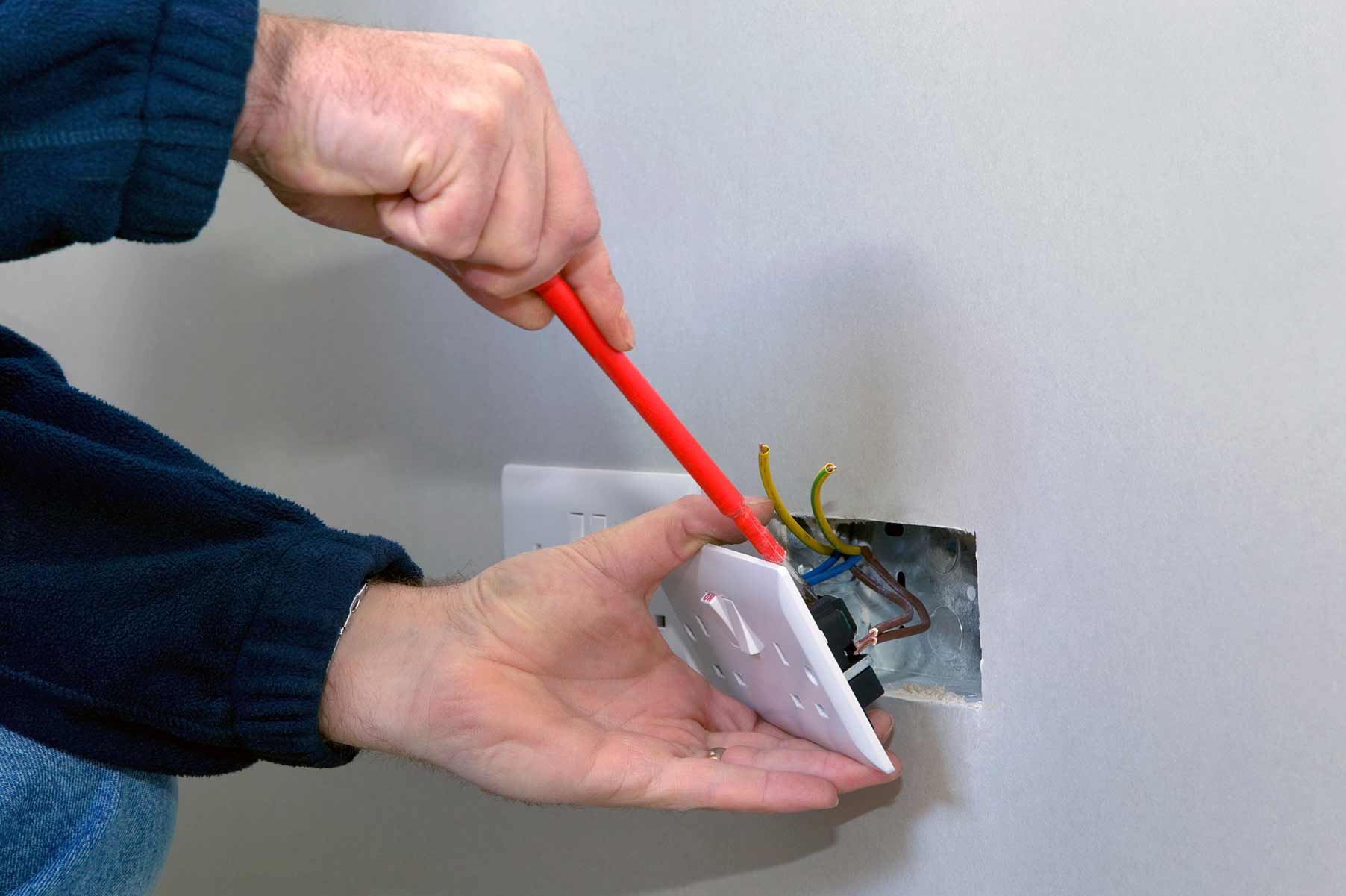 Our electricians can install plug sockets for domestic and commercial proeprties in Knutsford and the local area. 